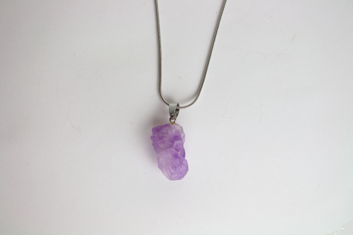 COLLAR AMATISTA EN BRUTO
