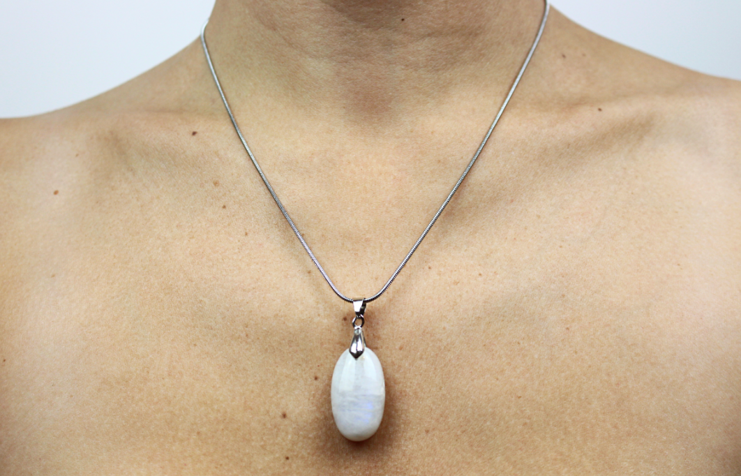 COLLAR PIEDRA DE LUNA