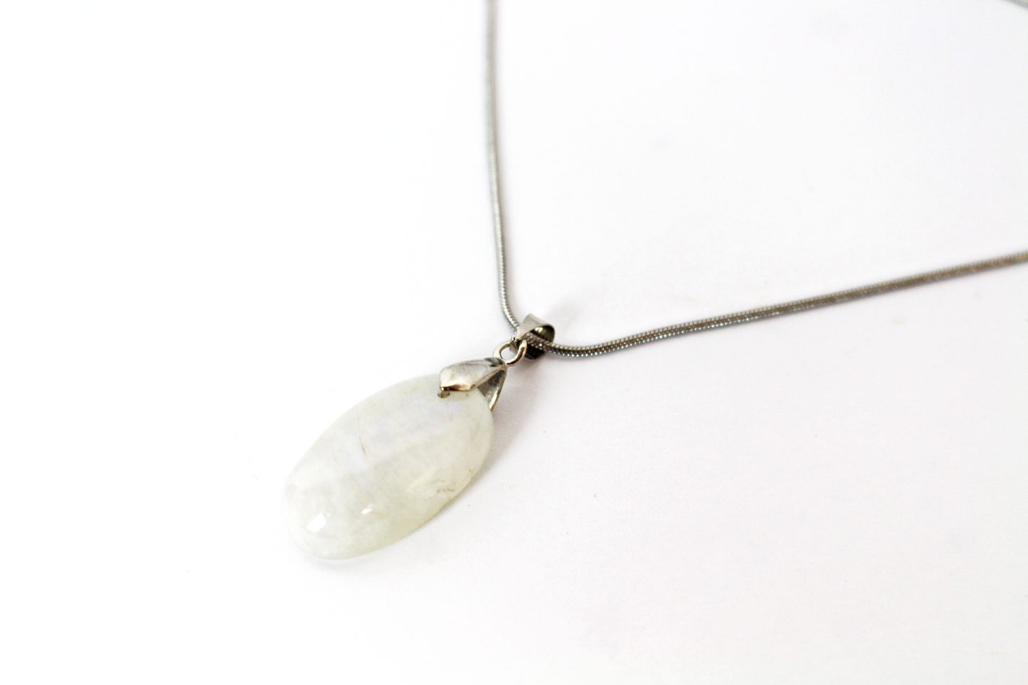 COLLAR PIEDRA DE LUNA