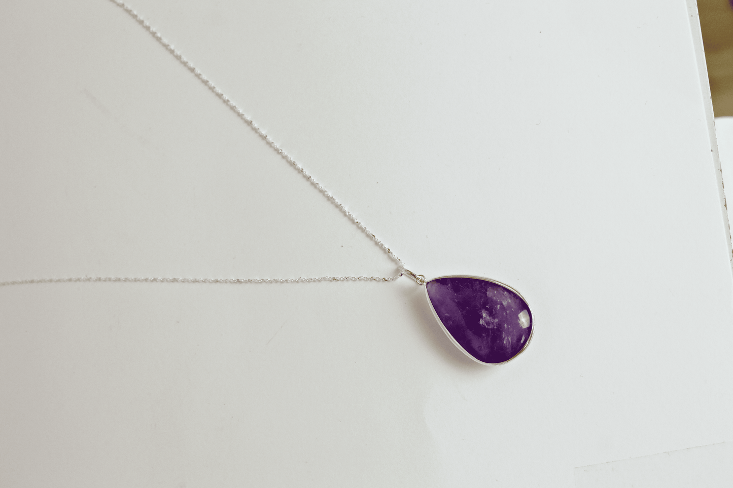 AMATISTA GOTA PLATA
